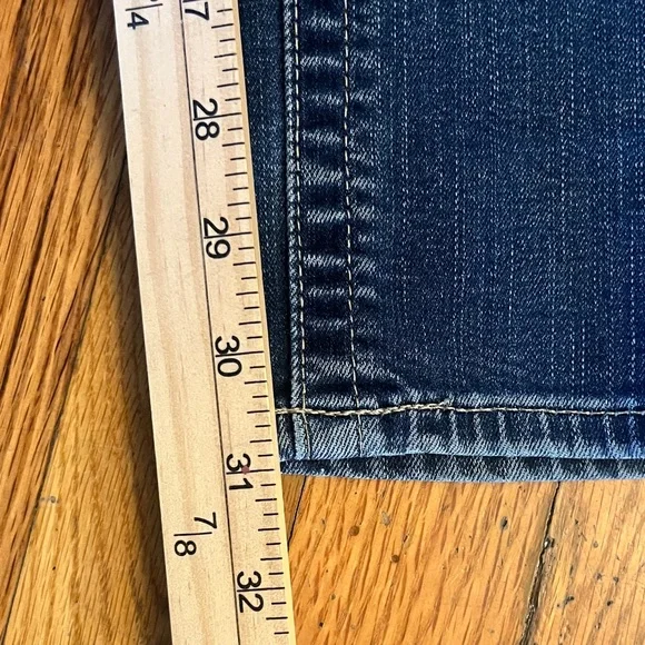 Big Star Women's Dark Blue Skinny Jeans with Embroidered Back Pocket- size 28 - Picture 8 of 13